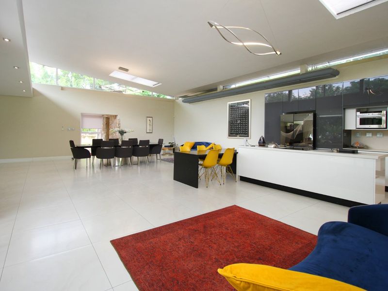 9 Bedroom Home in Hurlingham - Photo 8