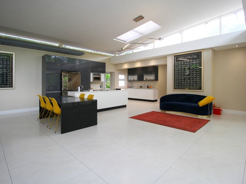 9 Bedroom Home in Hurlingham - Photo 7