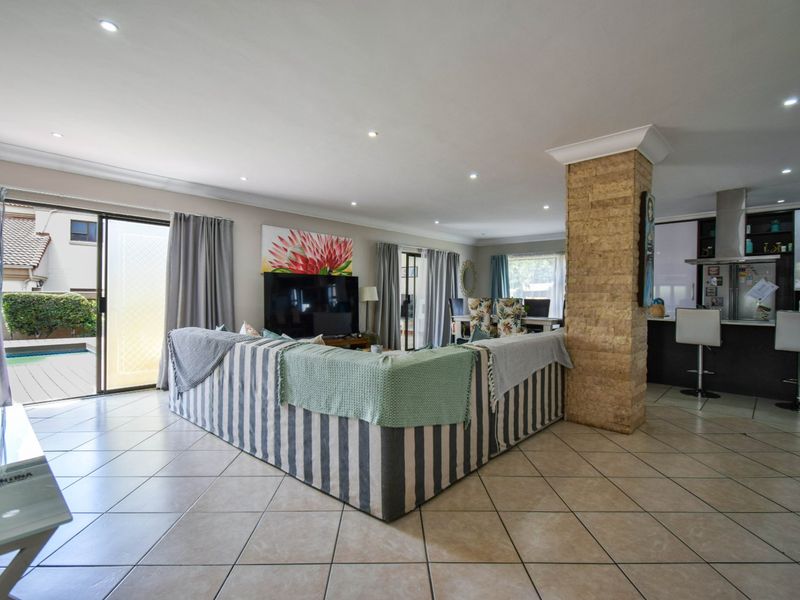 Sophisticated Family Living With Exceptional Entertainment Spaces - Photo 2