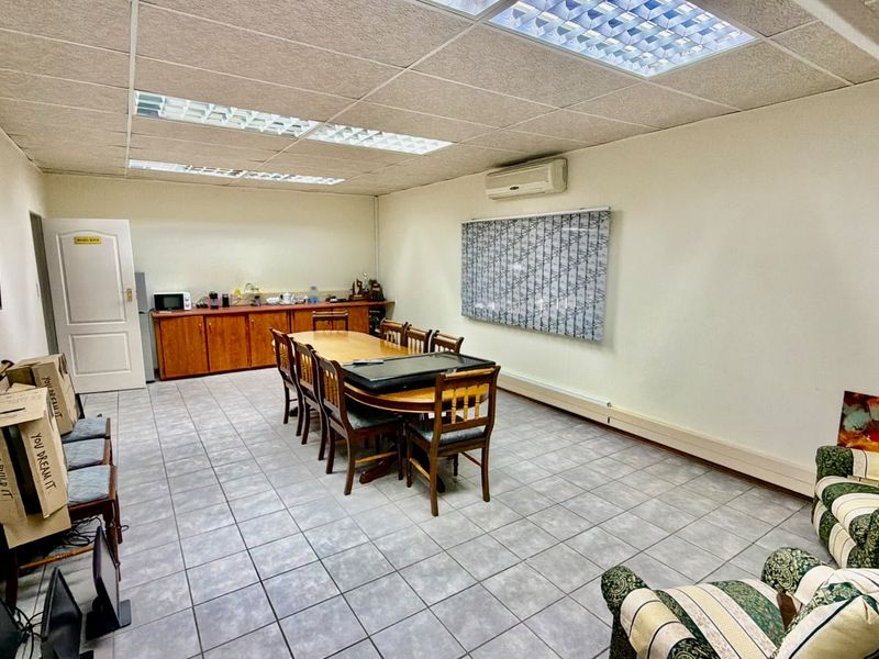 Commercial Property in Klerksdorp - Photo 9