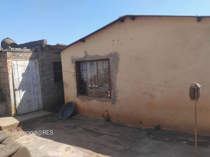 7 Bed House in Tswelopele, Clayville for Sale - Photo 5