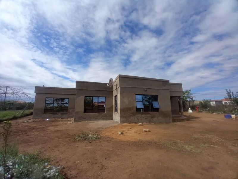 Family home in Ga-Dikgale with room to grow - Photo 2