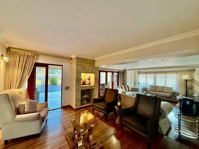 Modern 4-Bedroom Family Home in Da Nice Estate - Photo 10