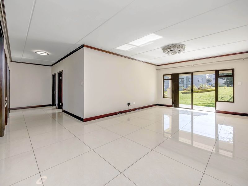 Modern 3 bedroom large unit in Craigavon. - Photo 5