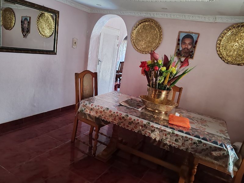 Seeing is Believing! Come Take a Look and Make Up Your Own Mind.... An Absolute Bargain- 4 Bedrooms, 3 Bathrooms + Garage - Photo 5