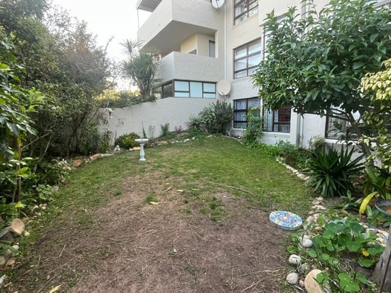 GARDEN APARTMENT IN BOWTIE - Photo 3