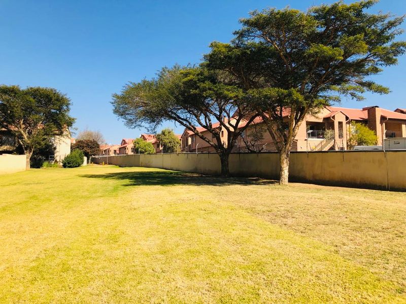 Studio Apartment for sale in Leeuwenhof Estate - Photo 4