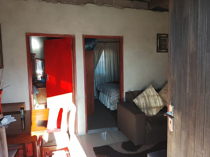 2 Bedroom Starter Flexible Investor Property - Photo 5