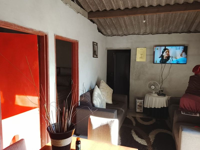 2 Bedroom Starter Flexible Investor Property - Photo 6