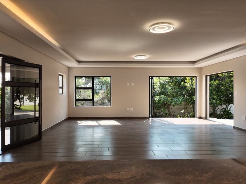 Stunning Brand-New Coastal Home with Flatlet in Still Bay West - Photo 4