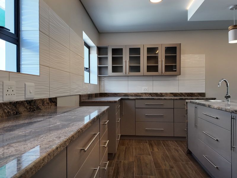 Stunning Brand-New Coastal Home with Flatlet in Still Bay West - Photo 7
