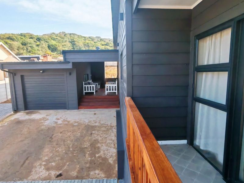 Tranquil living starts here with this gorgeous home. - Photo 10