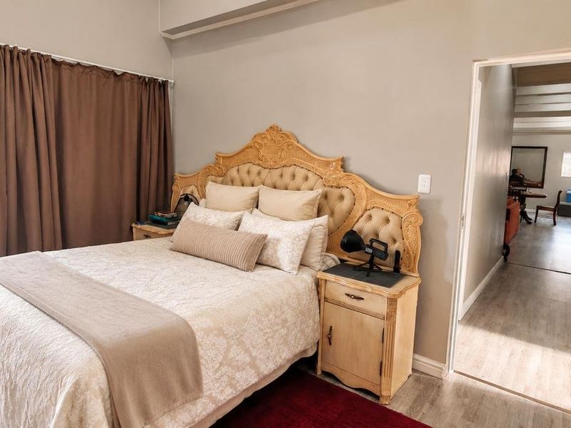 Tranquil living starts here with this gorgeous home. - Photo 7