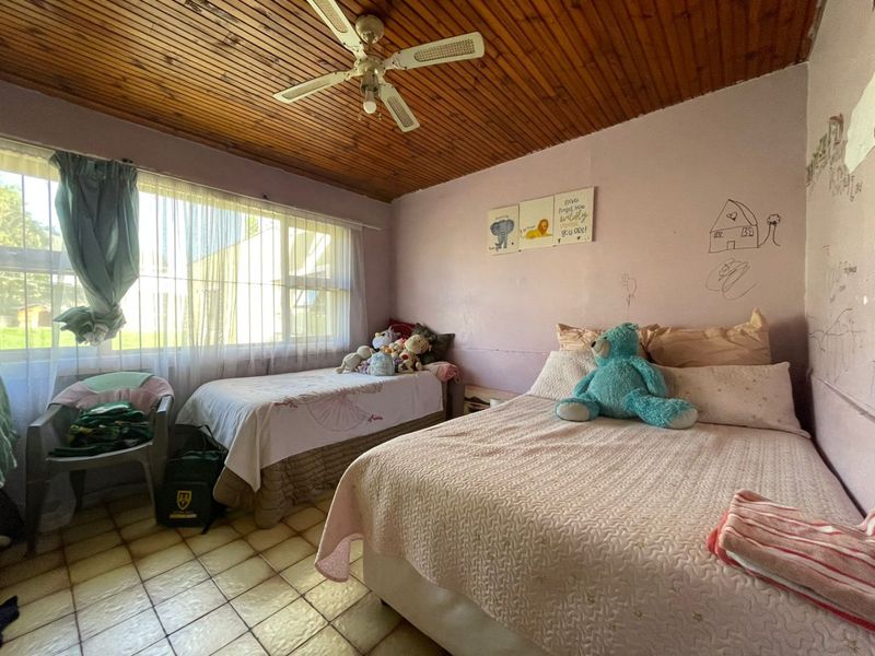 7 Bed House in Amalinda for Sale - Photo 10