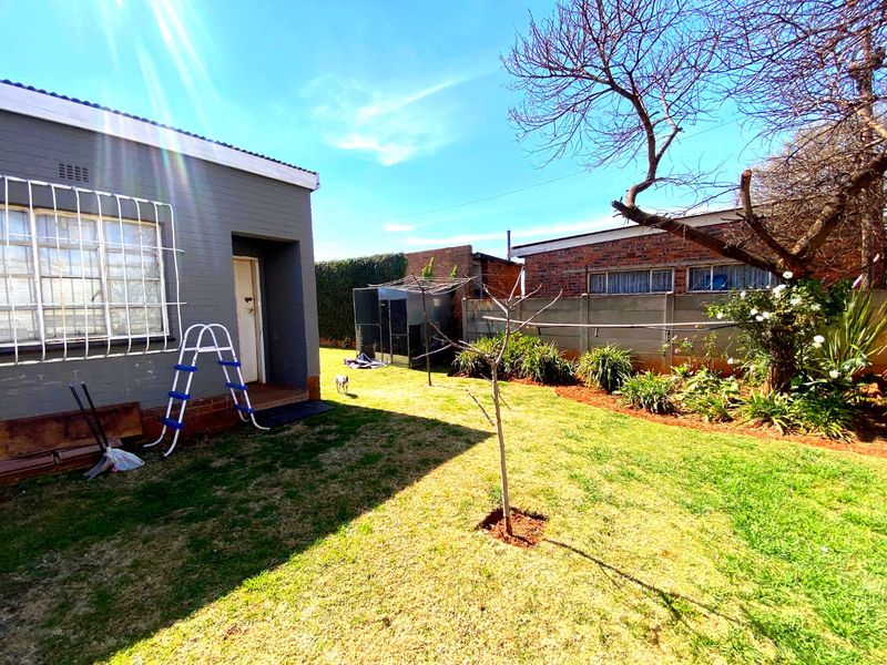 Stunning 3-Bedroom Family Home with Endless Potential in Casseldale! - Photo 6