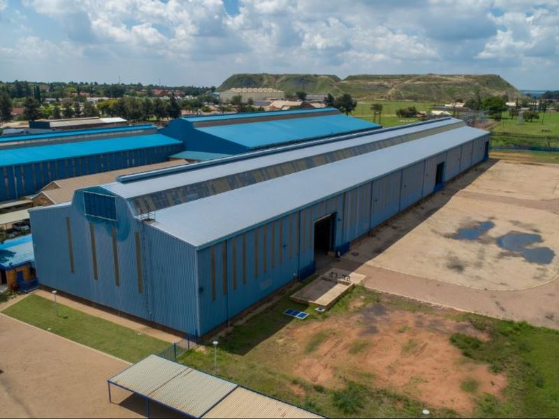 4 Vanderbijl Street – Industrial Warehouse Investment Opportunity - Photo 2
