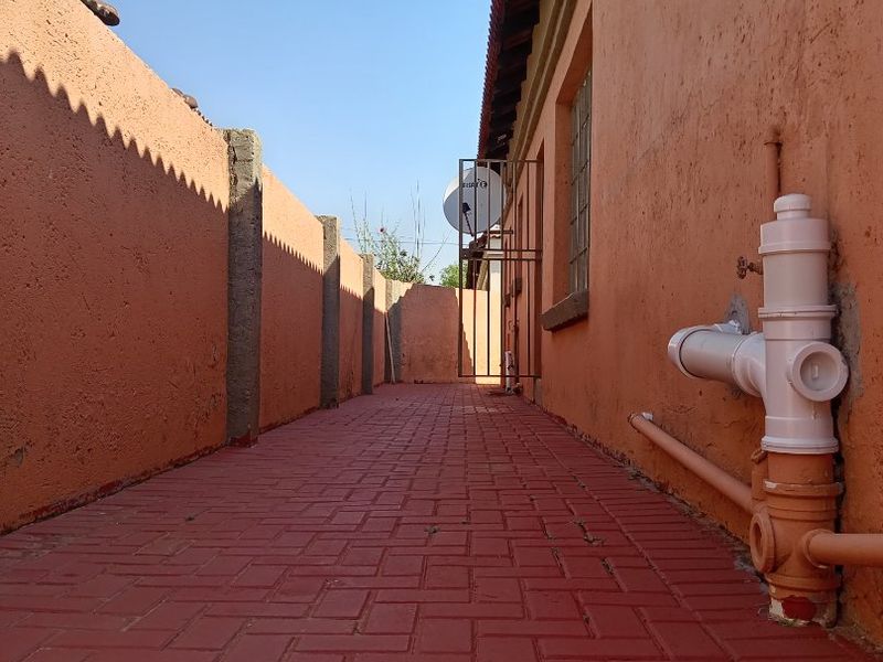 Stunning two bedroom house available for sale.  - Photo 6