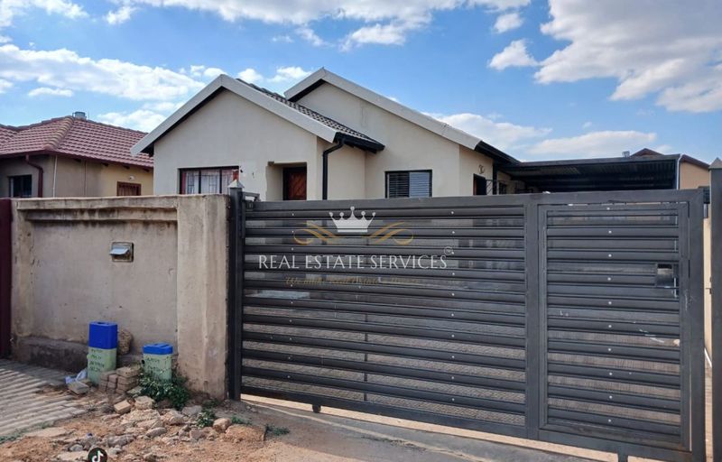 3-Bedroom Family Home for Sale in Soshanguve East Ext 4 | Secure & Fibre Ready