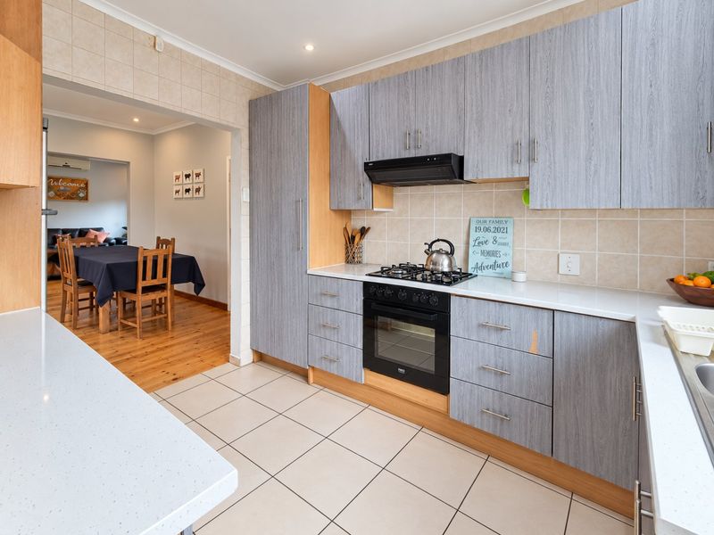 Sunny Germiston Home with Flatlet and Solar Power - Photo 8
