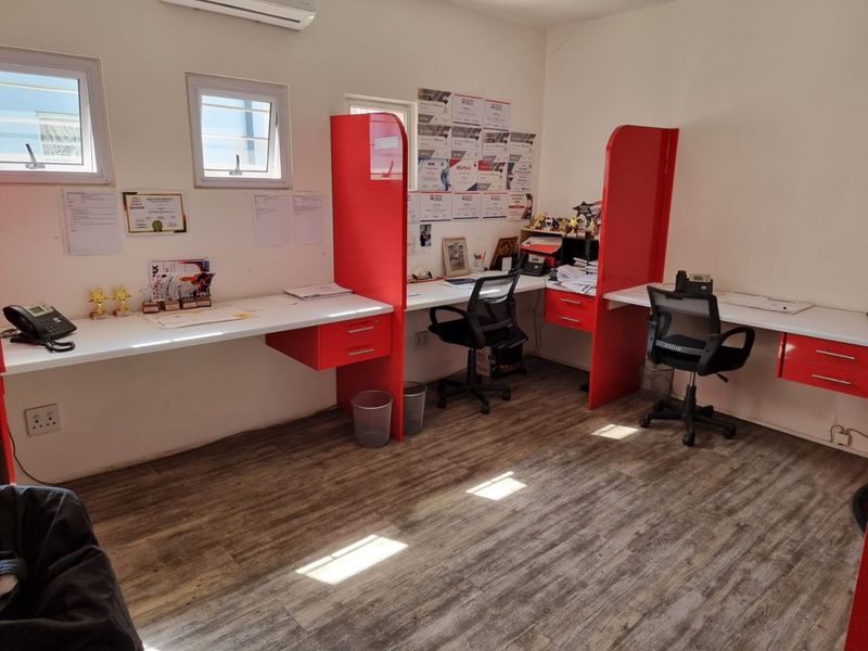 PRIME COMMERCIAL OFFICE SPACE FOR SALE IN PRIMROSE - Photo 7