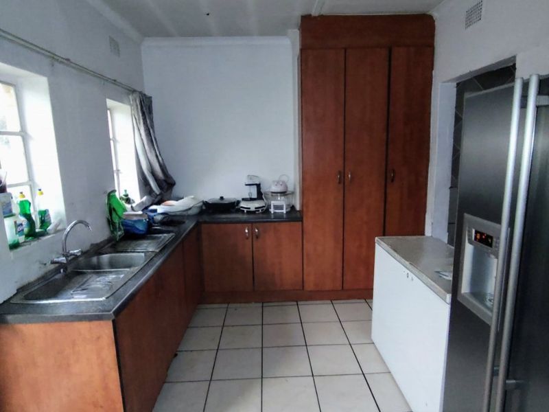 3 Bedroom House for Sale in Duncanville - Photo 4