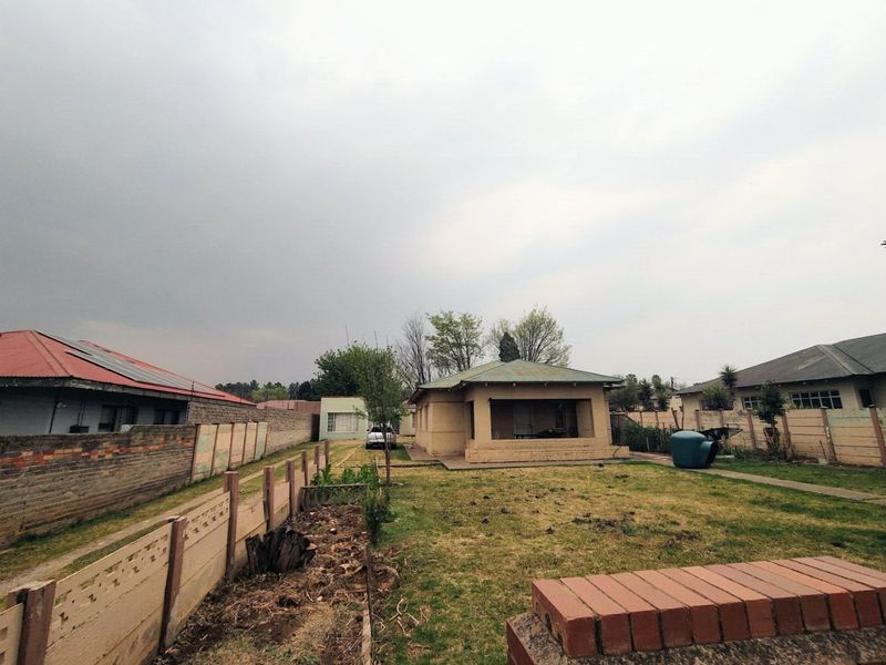 3 Bedroom House for Sale in Duncanville - Photo 2
