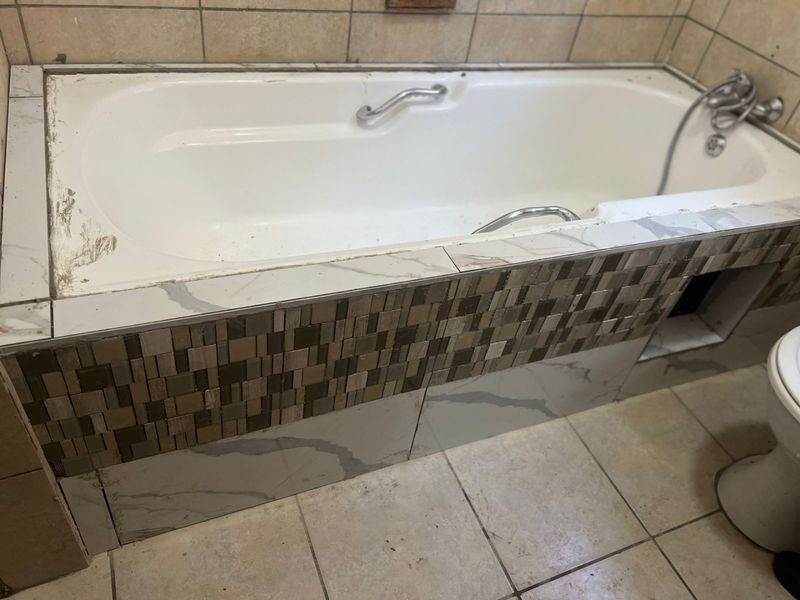 Chic 2 Bed Flat in Kempton Park Central - Photo 8