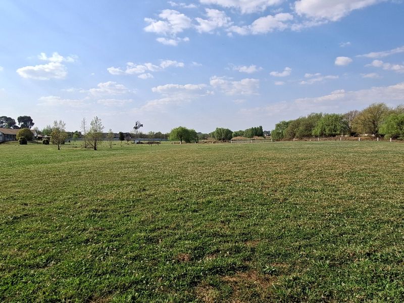 A RARE LIFESTYLE/EQUESTRIAN LAND OPPORTUNITY IN "THE HIDDEN GEM" - Photo 10
