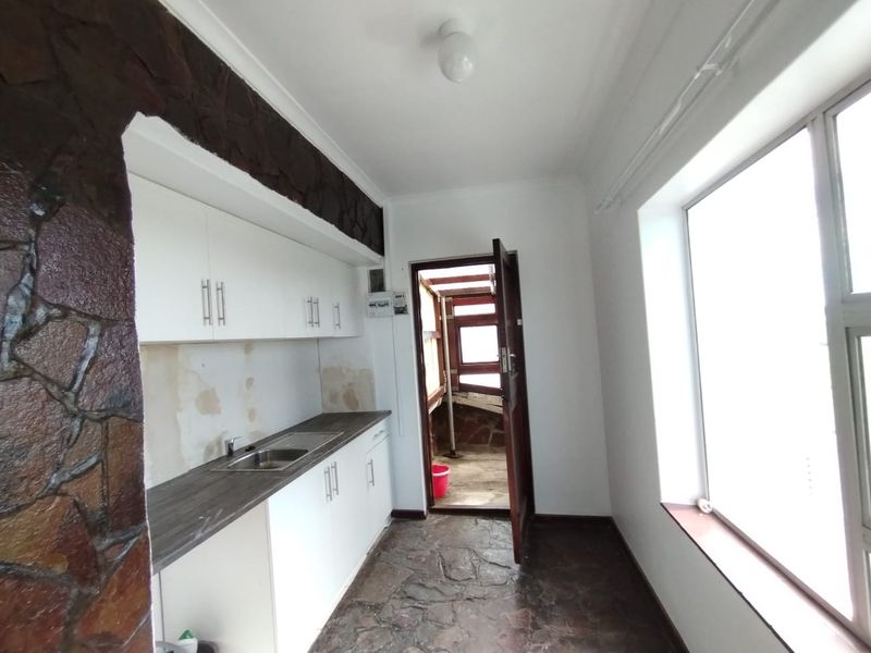 2 BEDROOM TOP FLOOR UNIT TO RENT IN WELCOME ESTATE - Photo 8