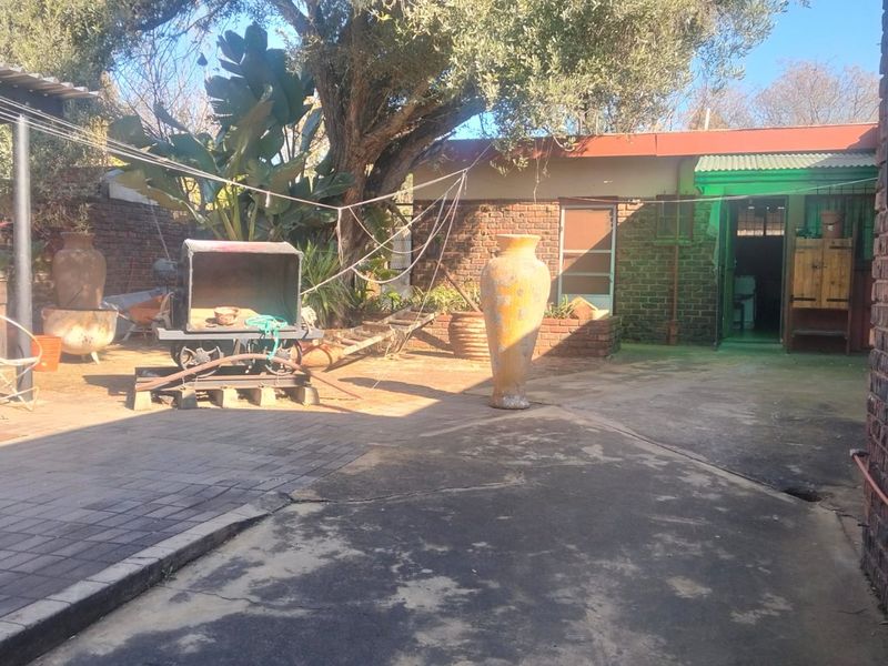 Farm living in Monavoni Ah Centurion - Photo 8