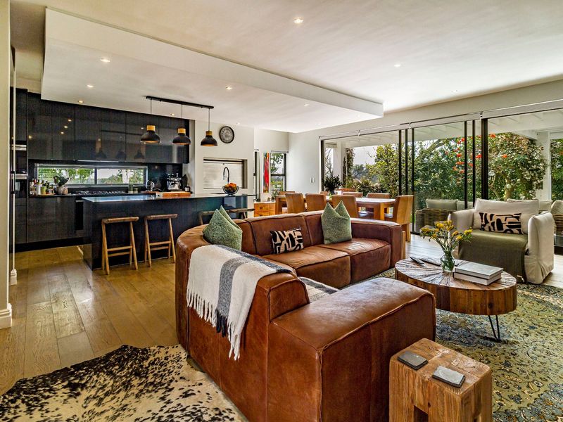 A Rare Level of Luxury in Croydon Gardens - Photo 7