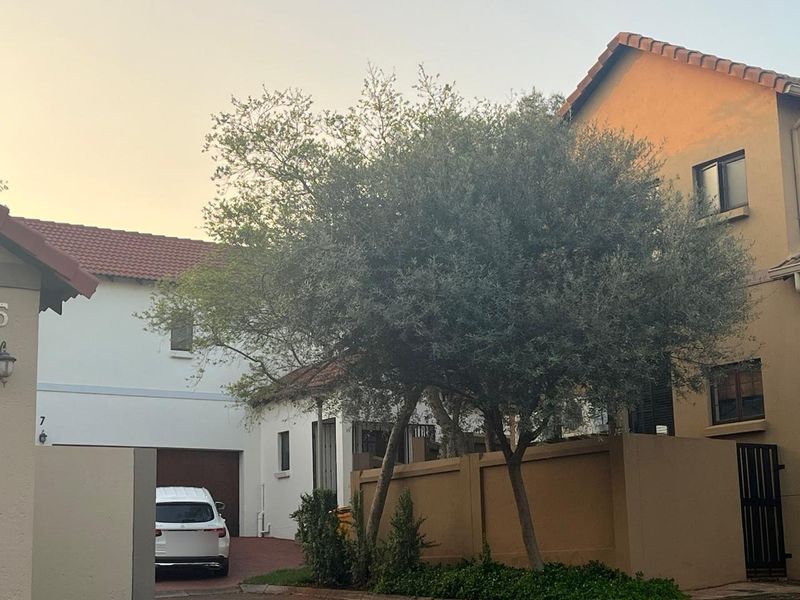 3 Bedroom Home in Secure Estate/Complex – R2,100,000 - Photo 2