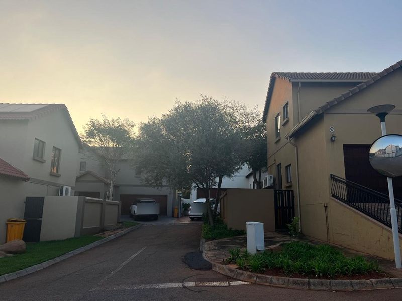 3 Bedroom Home in Secure Estate/Complex – R2,100,000 - Photo 3