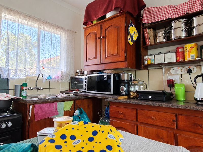 Spacious 2.1-hectare smallholding with a flat - Photo 7