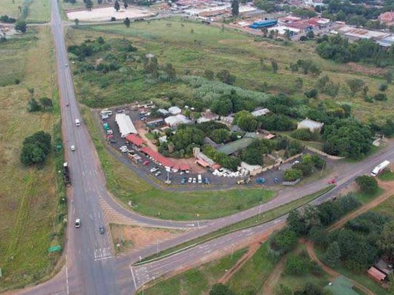 50 Bed Commercial in Bronkhorstspruit Central for Sale - Photo 2