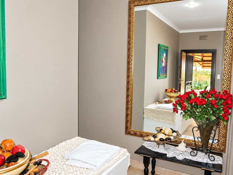 DUAL MANDATE | Exceptional Space, Endless Potential & a Truly Exceptional Borehole Reduced to R1,150,000 - Photo 4
