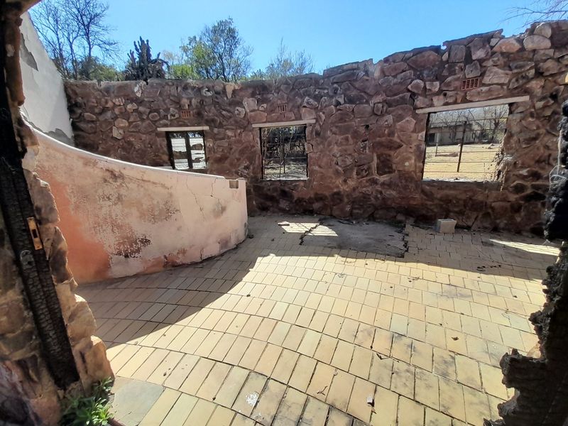 A bargain buy for the DIY enthusiast - 21 glorious hectares in the Crocodile Reserve - Photo 8