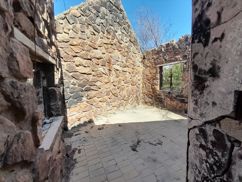 A bargain buy for the DIY enthusiast - 21 glorious hectares in the Crocodile Reserve - Photo 9