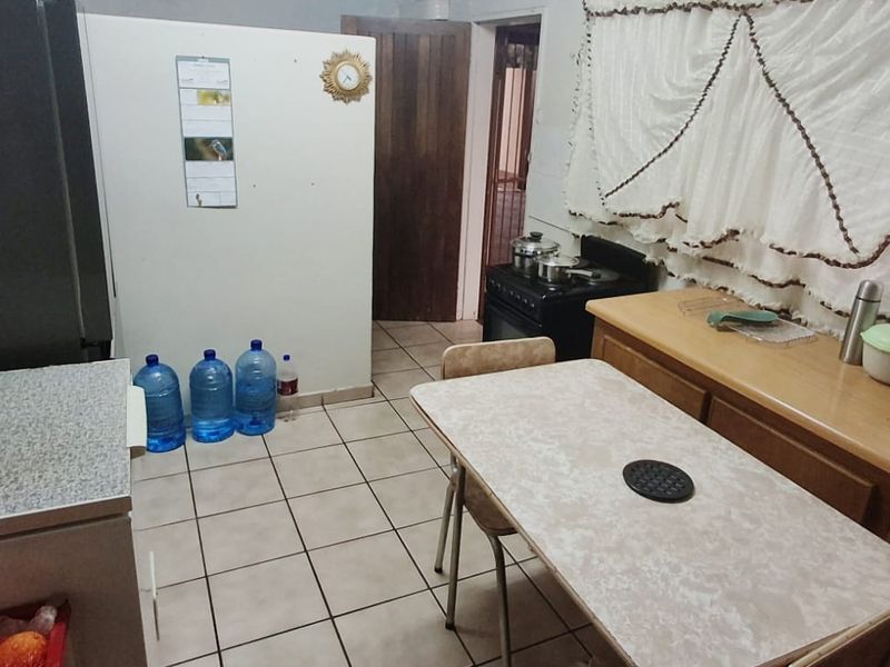 JUST LISTED: 3-Bedroom House on a Large Stand in La Hoff, Klerksdorp - Photo 9