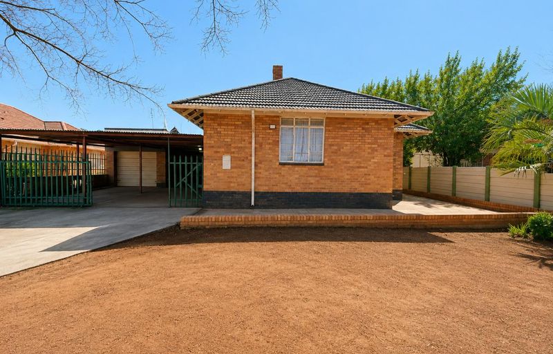 Three-Bedroom Stilfontein Home with Flatlet and Braai Area