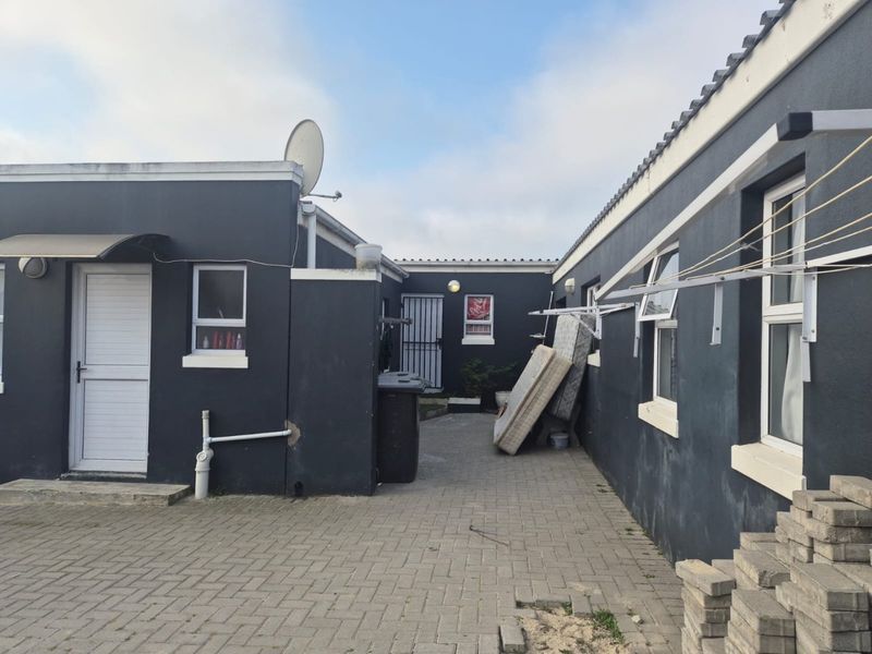 Calling all investors - Photo 9