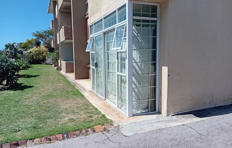 2-Bedroom Apartment in Walmer Boulevard