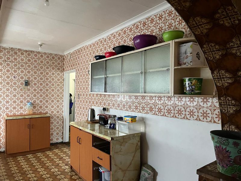 Property for sale in Richmond Street, Vasco Estate, Goodwood- R2,399,000 - Photo 10