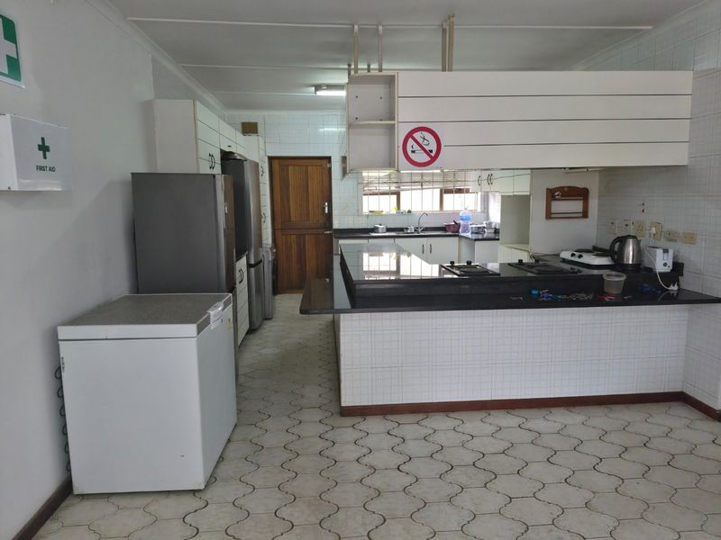 14 Bedrooms Student Accommodation with Outside Flatlet Close To UKZN Westville Campus - Photo 5