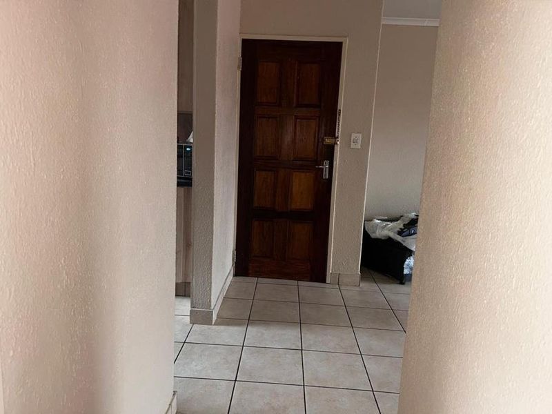 2 Bedroom Townhouse For Sale  - Photo 9