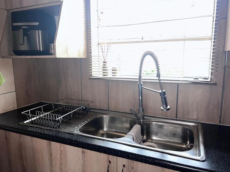 2 Bedroom Townhouse For Sale  - Photo 3