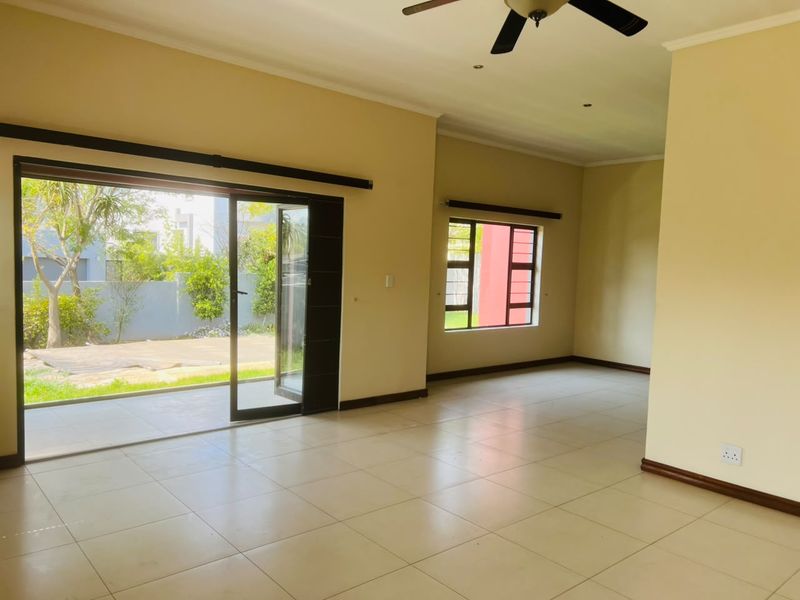 3-Bedroom Family Home with Pool, Solar & Expansion Potential - Photo 4
