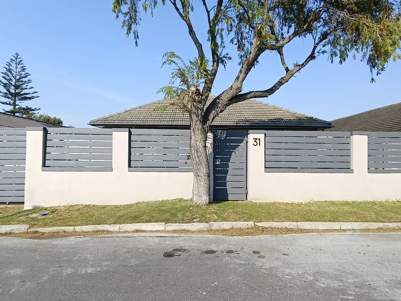 3 Bedroom House to Rent in Sarepta, Kuils River - Photo 2