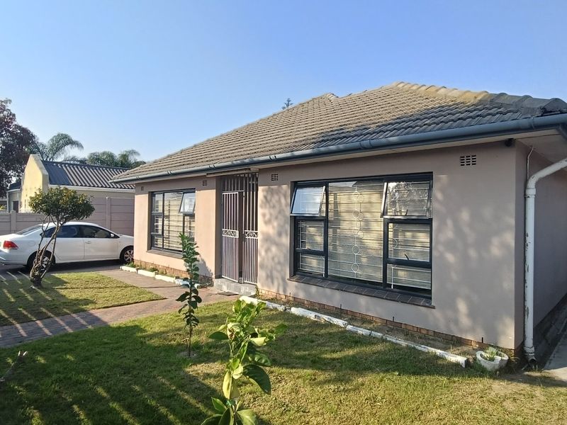 3 Bedroom House to Rent in Sarepta, Kuils River - Photo 5