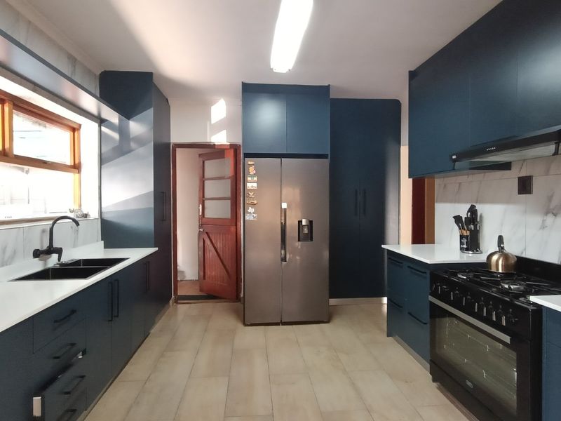 3 Bedroom House to Rent in Sarepta, Kuils River - Photo 10